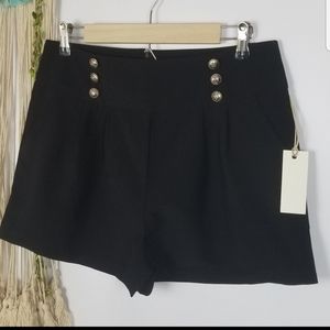 Have Shorts - Have brand shorts
NWT
boutique
High wasited shorts Have Shorts - Have brand shorts
NWT
boutique
High wasited shorts